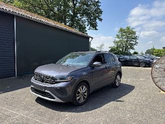 uszkodzony samochody osobowe Volkswagen T-Cross TSI 116 PK AUTOMAAT NAVI CLIMA CAMERA LED B.J 06-2024 FACELIFT 2024/1
