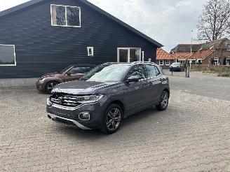 Unfallwagen Volkswagen T-Cross 110 PK STYLE NAVI CLIMA CAMERA VIRT DASH B.J 09-2022 2022/9