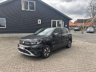 Auto incidentate Volkswagen T-Cross AUTOMAAT 116 PK NAVI CLIMA CAMERA B.J 12-2024 FACELIFT 2024/12