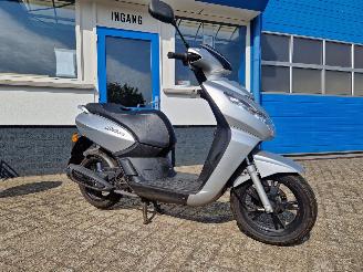 Peugeot  KISBEE picture 3