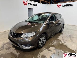 Vaurioauto  passenger cars Nissan Pulsar  2017/1