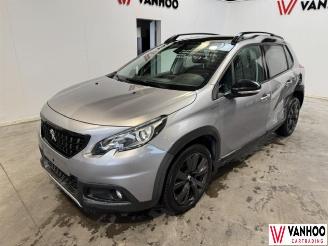 skadebil auto Peugeot 2008  2019/1