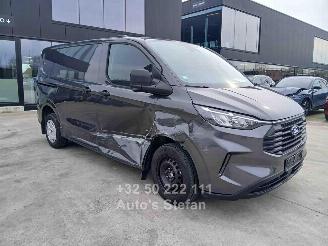 damaged passenger cars Ford Transit CUSTOM 2025/1
