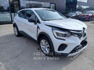 skadebil auto Renault Captur EQUILIBRE 2024/1
