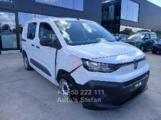 krockskadad bil auto Citroën Berlingo  2025/1