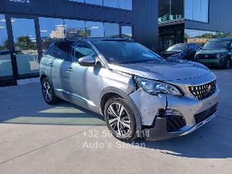 Coche accidentado Peugeot 3008 ALLURE 2020/8