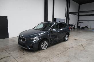 krockskadad bil auto BMW X1 SUV 2019/5