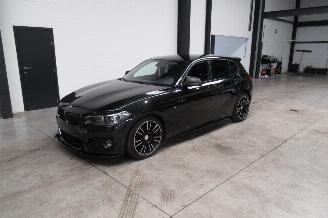 krockskadad bil auto BMW 1-serie M-PACK 2018/6