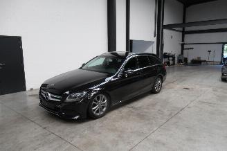 damaged passenger cars Mercedes C-klasse BREAK 2017/7