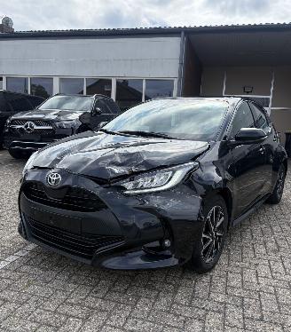 Toyota Yaris 1.5L VVTi 130 Co 95Gr * LED*HeadUp*Trekhaak*Navigatie*Keyless* 2024/2