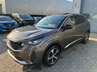 Voiture accidenté Peugeot 3008 PEUGEOT 3008 1.5D GT 2021 2021/1