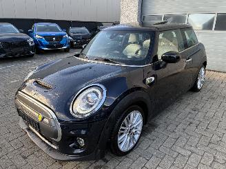 uszkodzony samochody osobowe Mini Cooper MINI COOPER SE 2020 2020/5
