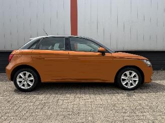 Audi A1 1.6 TDI AUTOMAAT picture 2