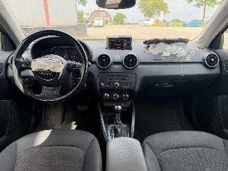 Audi A1 1.6 TDI AUTOMAAT picture 10
