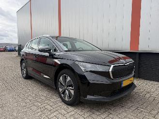 krockskadad bil auto Skoda Enyaq iV 80 2022/1