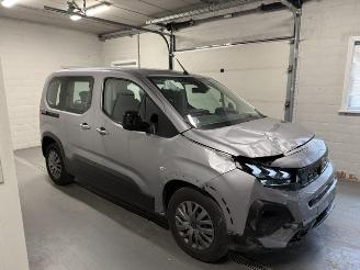 Unfallwagen Peugeot Rifter  2024/8
