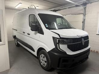 Coche accidentado Renault Master  2025/4