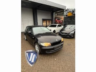 Salvage car BMW 1-serie 1 serie (E81), Hatchback 3-drs, 2006 / 2012 116i 2.0 16V 2010/8