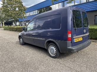 krockskadad bil auto Opel Combo 1.6 8v benz. 2002/7