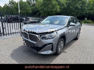 skadebil auto BMW iX2 20 eDrive 150KW 67KWH Navi LED 2024/7