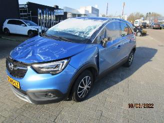Coche accidentado Opel Crossland innovation 2019/12
