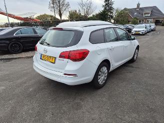 Démontage voiture Opel Astra 1.7 CDTi 16V 2013/11