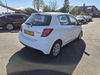 uszkodzony samochody osobowe Toyota Yaris 1.33 2016/9