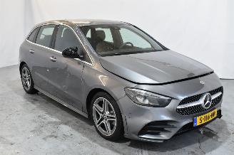 Avarii autoturisme Mercedes B-klasse 180 AMG Line 2023/1
