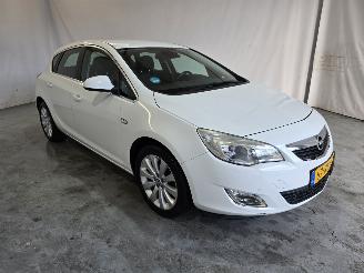 Uttjänta bilar auto Opel Astra 1.4 Cosmo 2011/4