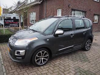uszkodzony samochody osobowe Citroën C3 picasso 1.4 VTI Collection 2013/3