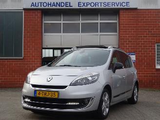 skadebil auto Renault Grand-scenic TCe 85kw Bose Edition, 7 persoons, Panorama, Leer, Navi, Climate & Cruise 2012/9