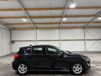 uszkodzony samochody osobowe Ford Focus 1.0EcoBoost 92kW Trend Edition Business 2019/10