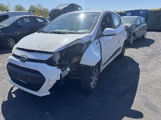 disassembly passenger cars Hyundai I-10  2014/7