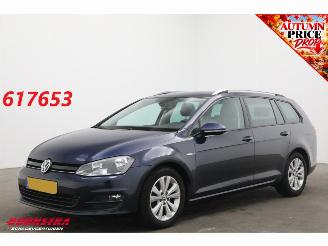 Schadeauto Volkswagen Golf Variant 1.0 TSI Connected Series Cruise Navi Apple/Android Camera PDC AHK Clima 2016/5