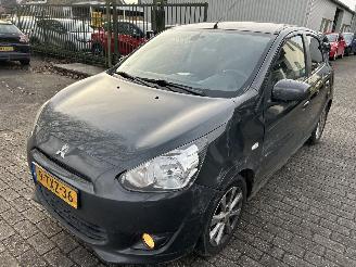 škoda osobní automobily Mitsubishi Space-star 1.2 Intense+ 2014/6