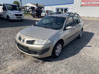 disassembly passenger cars Renault Mégane Grandtour 1.6 Beige TED11 Onderdelen K4M812 Motor 2006/5