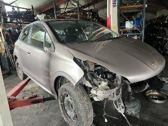 Sloopauto Peugeot 208 1.4 vti 2012/11