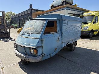 Avarii minicar Piaggio  VESPA APECAR P2 VOOR DECORATIE 1979/1