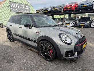 Damaged car Mini Clubman 2.0 JCW 306PK Autom. ALL4 Pano Clima Navi Led Xenon Chili Led Xenon NAP 2019/9