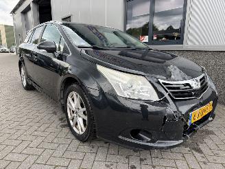 Damaged car Toyota Avensis 1.6 VVTi Business Wagon 2011/8