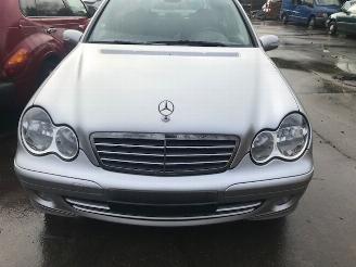 Vrakbiler auto Mercedes C-klasse cw203 - 2200cc - diesel - 6vit 2005/1