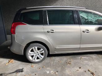 Autoverwertung Peugeot 5008 1600cc - diesel - 82kw 2011/11