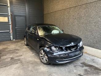 Auto da rottamare BMW 1-serie 116I E81 2010/1