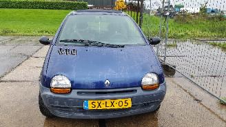 occasion passenger cars Renault Twingo Twingo (C/S06) Hatchback 1.2 (D7F-700) [43kW]  (05-1996/06-2007) 1998/2