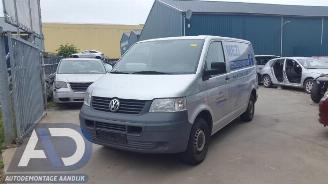 Vrakbiler auto Volkswagen Transporter Transporter T5, Van, 2003 / 2015 1.9 TDi 2009/0