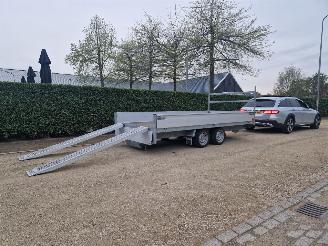 dañado remolque Henra  400CM x 200CM MET RIJPLATEN 2010/4